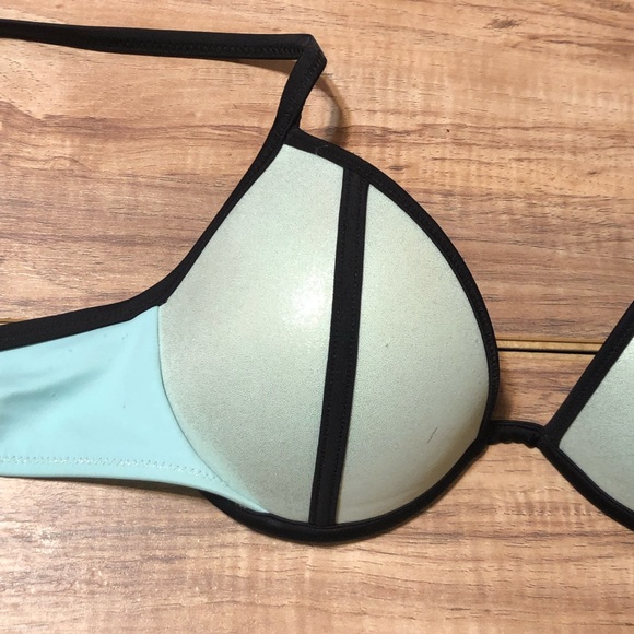 Victoria’s Secret bathing suit set,!! - Picture 3 of 8